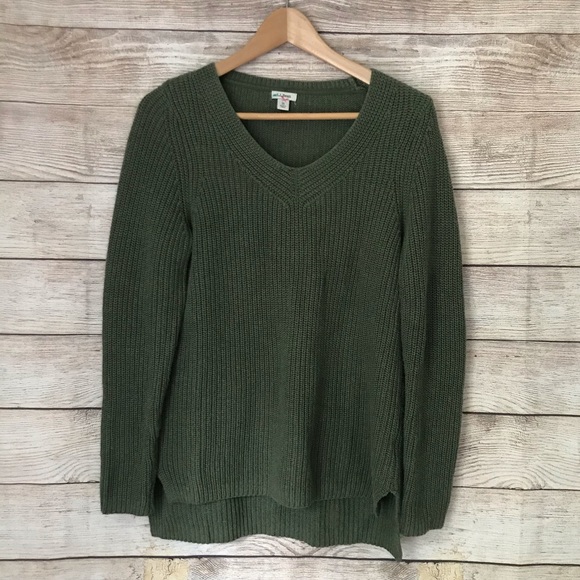 L.L. Bean Forest Green Cotton Sweater - Picture 2 of 9